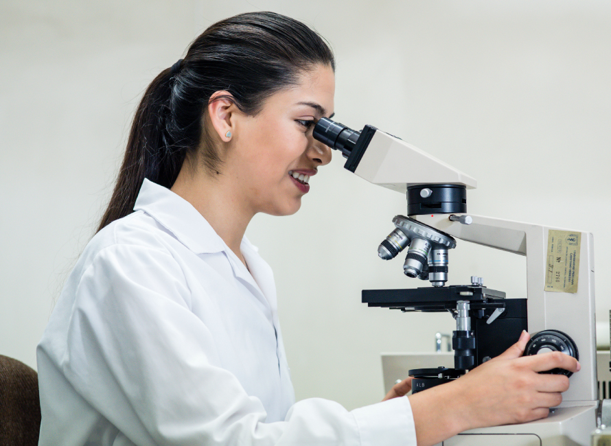 estudia biología en Cayetano Heredia